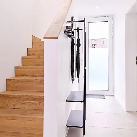 Xzllenz - 4 Schlafzimmer, Zentral, Parken, U-bahn, 2 Baeder, 4 Smart-tv, Optional Einzelbett * Nürnberg