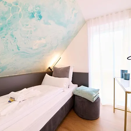 別荘 Xzllenz - 4 Schlafzimmer, Zentral, Parken, U-bahn, 2 Baeder, 4 Smart-tv, Optional Einzelbett *