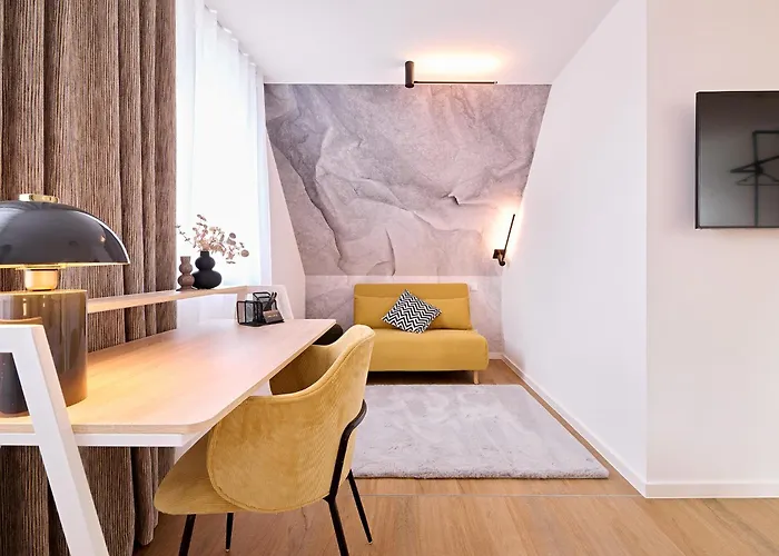Xzllenz - 4 Schlafzimmer, Zentral, Parken, U-bahn, 2 Baeder, 4 Smart-tv, Optional Einzelbett בית נופש נירנברג