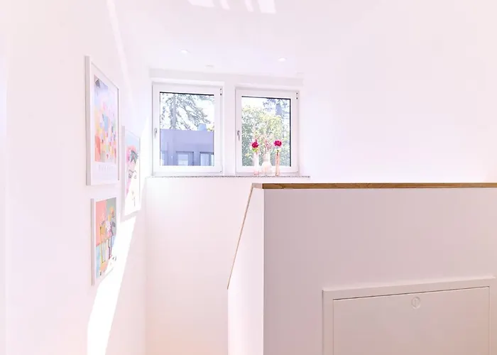 Xzllenz - 4 Schlafzimmer, Zentral, Parken, U-bahn, 2 Baeder, 4 Smart-tv, Optional Einzelbett * נירנברג